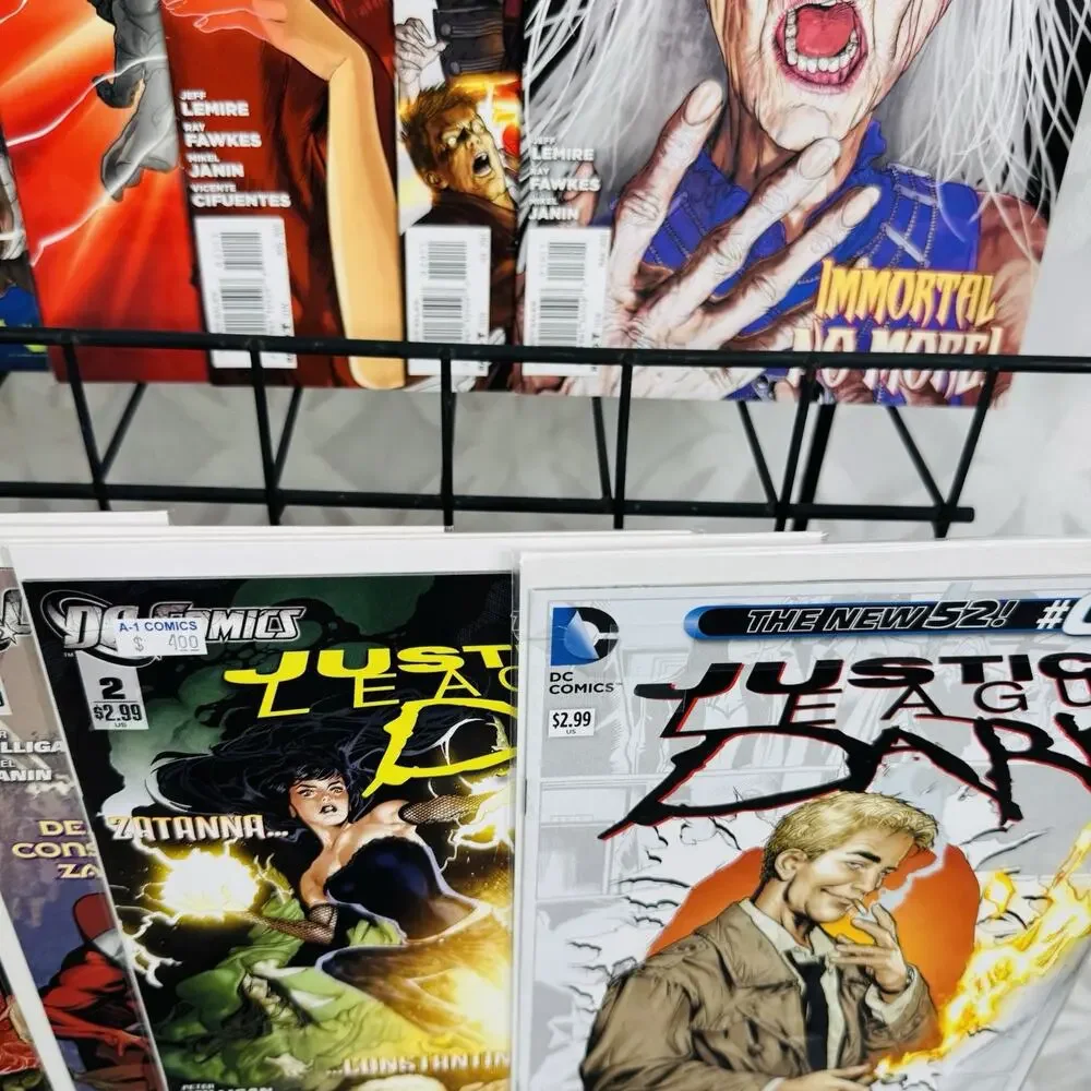Justice League Dark 0 2-6 8 11 16 20-21 29 30 32-33  Futures‎ End Lot Zantana
